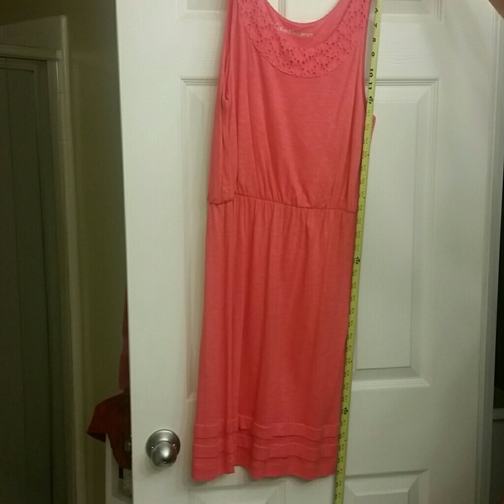 Dress - Picture 6 of 7